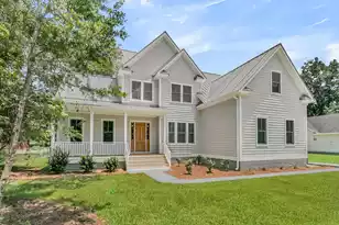 1436 Kinglet St, Mount Pleasant, SC 29464 - Photo 2
