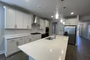 226 Bering Ln, Summerville, SC 29486 - Photo 2