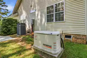 1074 Trotters Blvd, Summerville, SC 29483 - Photo 30
