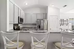 1572 Wellesley Cir, Mount Pleasant, SC 29466 - Photo 10