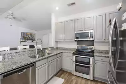 1572 Wellesley Circle, Mount Pleasant, SC 29466 - Photo 8