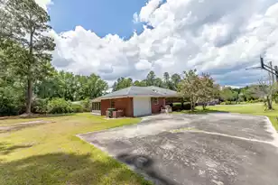 2069 Hydrick Ave, Orangeburg, SC 29118 - Photo 4