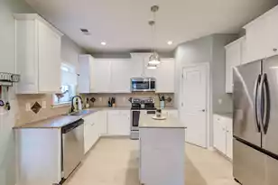 9004 Hema Ln, Summerville, SC 29483 - Photo 6