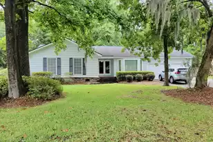 1003 Law Ln, Mount Pleasant, SC 29464 - Photo 2