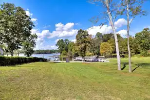 1226 Lesesne Dr, Manning, SC 29102 - Photo 4