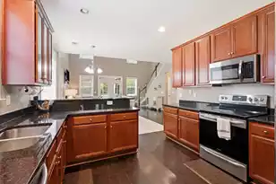 8560 Sentry Cir, North Charleston, SC 29420 - Photo 10