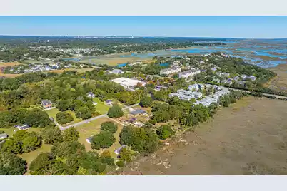 1747 Sol Legare Road, Charleston, SC 29412 - Photo 16