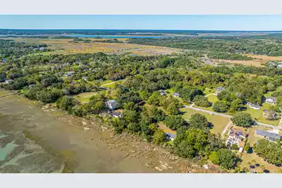 1747 Sol Legare Road, Charleston, SC 29412 - Photo 20