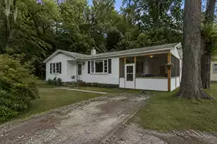 882 Savage Rd, Charleston, SC 29414 - Photo 2