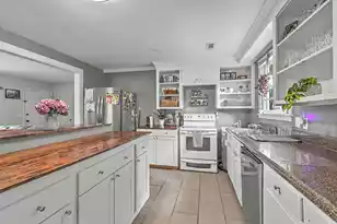 882 Savage Rd, Charleston, SC 29414 - Photo 12