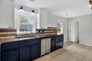221 Forest Cir, Summerville, SC 29483 - Photo 18