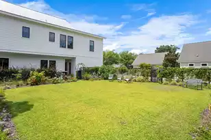 706 Bladen St, Beaufort, SC 29902 - Photo 46