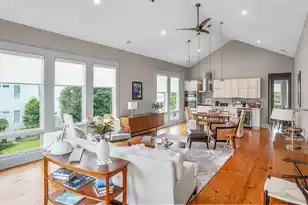 706 Bladen St, Beaufort, SC 29902 - Photo 10