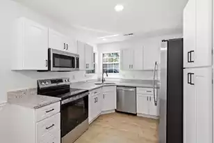 2403 Castlereagh Rd, Charleston, SC 29414 - Photo 16