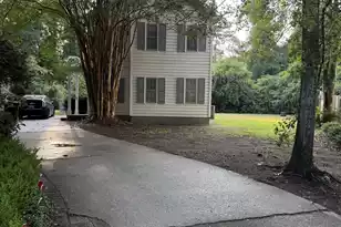 1019 Plantation Ct, Mount Pleasant, SC 29464 - Photo 2