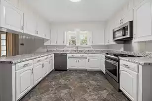 1793 Forest Dr, Orangeburg, SC 29118 - Photo 10