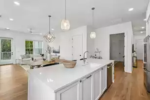 540 Helmsman St, Charleston, SC 29492 - Photo 10