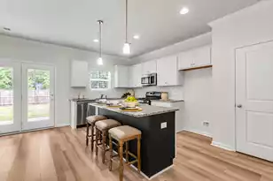 304 Torslanda Ln, Summerville, SC 29486 - Photo 4