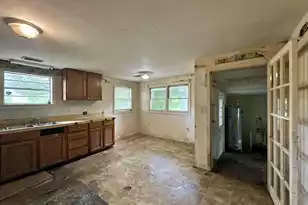 4360 Old State Rd, Saint Matthews, SC 29135 - Photo 12