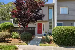 1001 Ventura Pl, Mount Pleasant, SC 29464 - Photo 2