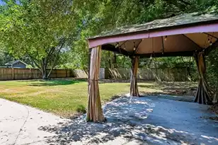 349 Curtiss Ave, Charleston, SC 29407 - Photo 4