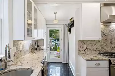 26 Limehouse Street, Charleston, SC 29401 - Photo 14