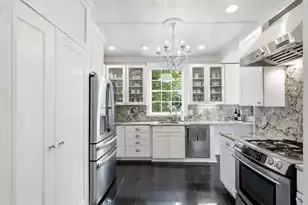 26 Limehouse St, Charleston, SC 29401 - Photo 12