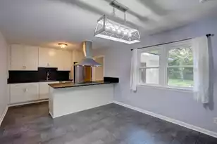 209 Chucker Dr, Summerville, SC 29485 - Photo 8