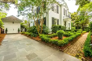 67 Battery Street S, Charleston, SC 29401 - Photo 2