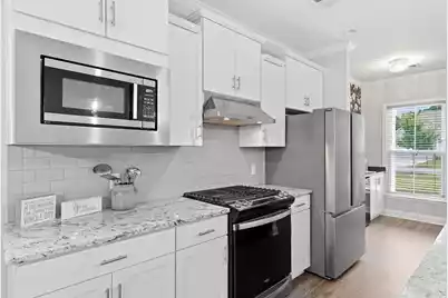 619 Daffodil Court, Summerville, SC 29486 - Photo 6