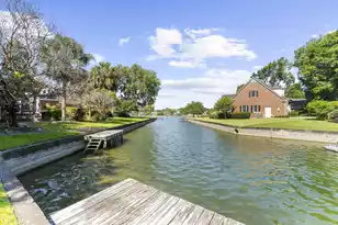 1297 Hidden Lakes Dr, Mount Pleasant, SC 29464 - Photo 68