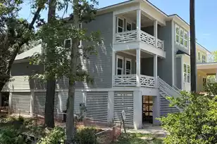 3725 Zacoma Dr, Mount Pleasant, SC 29466 - Photo 2