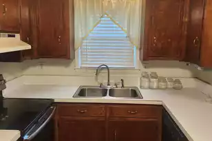 7715 Ovaldale Dr, North Charleston, SC 29418 - Photo 2