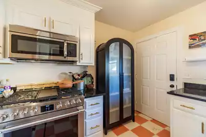 77 Nunan Street, Charleston, SC 29403 - Photo 8