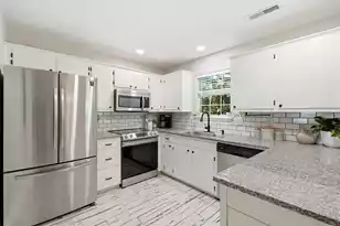 124 Apache Dr, Summerville, SC 29483 - Photo 14
