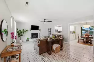 124 Apache Dr, Summerville, SC 29483 - Photo 6