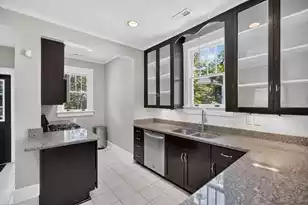 831 Rutledge Ave, Charleston, SC 29403 - Photo 10