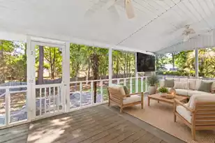 2813 Bottlebrush Ct, Mount Pleasant, SC 29466 - Photo 8