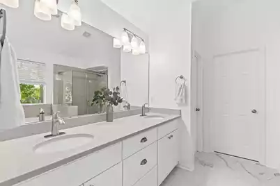 2813 Bottlebrush Court, Mount Pleasant, SC 29466 - Photo 6