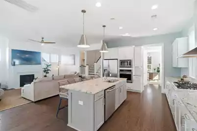 1645 Banning Street, Mount Pleasant, SC 29466 - Photo 18