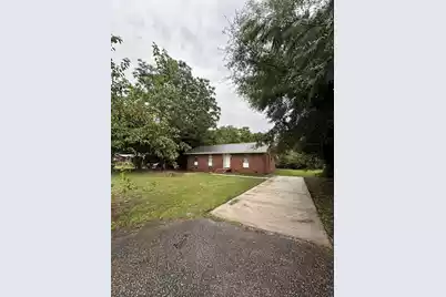 141 Waycross Street, Orangeburg, SC 29118 - Photo 1