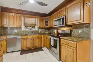 1235 Fort Dr, Hanahan, SC 29410 - Photo 20