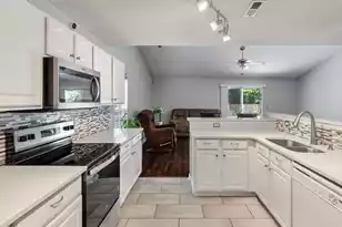 5142 Torrey Ln, Summerville, SC 29485 - Photo 14