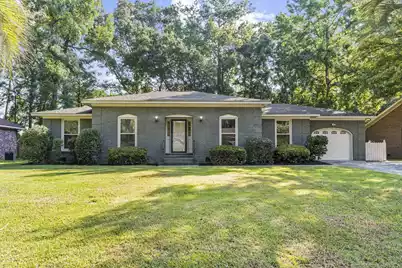 203 Stratford Drive, Summerville, SC 29485 - Photo 1