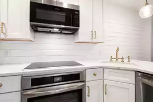 55 Ashley Ave #Apt 5, Charleston, SC 29401 - Photo 8