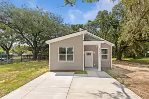 2013 Robertson Blvd, North Charleston, SC 29406 - Photo 2