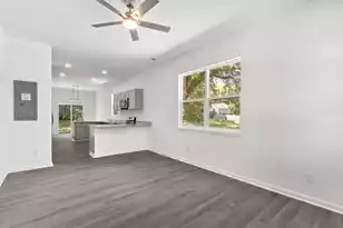 2013 Robertson Blvd, North Charleston, SC 29406 - Photo 4
