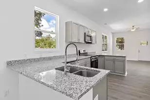2013 Robertson Blvd, North Charleston, SC 29406 - Photo 12