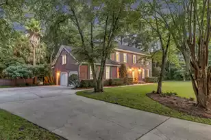 312 Shepard Ln E, Summerville, SC 29483 - Photo 2