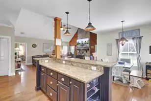 135 Gilleys Ct, Summerville, SC 29483 - Photo 10